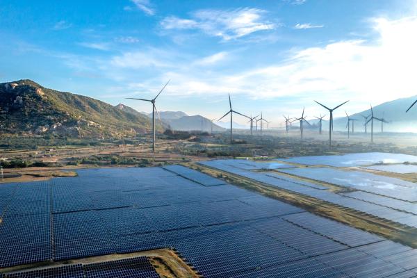 Megújuló energia és energiatárolás integrálása